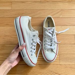 White Converse All Star Low Top